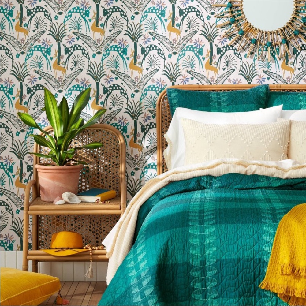 Self adhesive Peel and Stick Wallpaper
Cream - Opalhouse designed with Jungalow